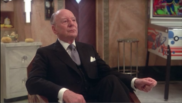 Gielgud venceu em 82, como o mordomo de 