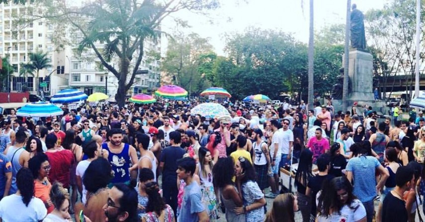 Bater cabelo no Carnaval? Tá liberado.