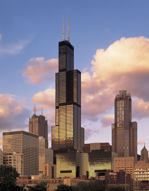 Onde: Chicago (EUA)
Altura: 442 m
Número de andares: 108
Inaugurado em 1973