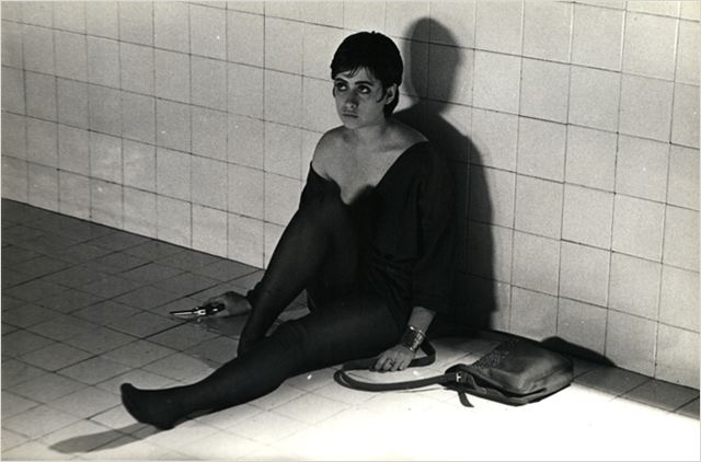 Com apenas 20 anos, Fernanda Torres venceu o prêmio de Melhor Atriz no Festival de Cannes, em  1986. O filme gira em torno da discussão de um casal sobre o relacionamento dele. 