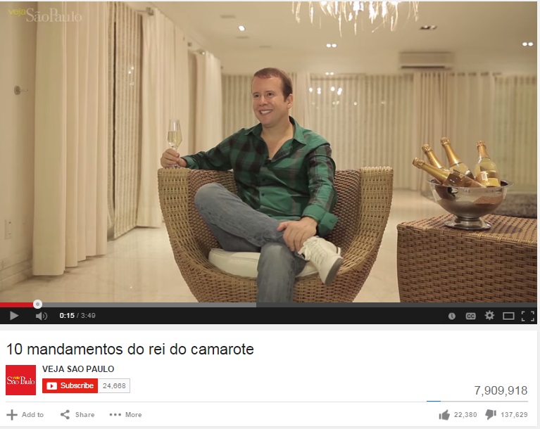 A Veja fez uma matéria com o Alexander, autointitulado Rei do Camarote. Óbvio que foi gongado lindamente por, entre outras coisas, 'agregar valor ao camarote'.