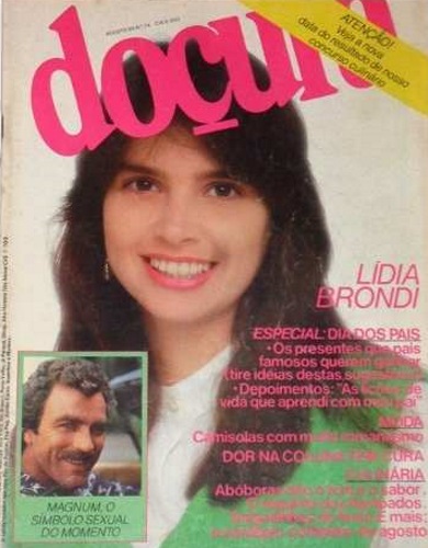 E Lídia Brondi, outra campeã de capas