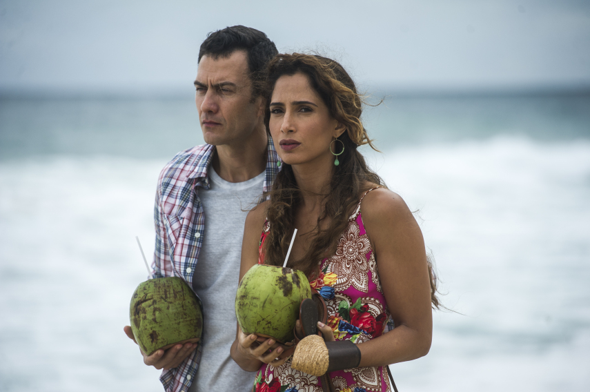 A mocinha da trama, Camila Pitanga, é Regina, guerreira e batalhadora que se envolve com o crápula do Luís Fernando. Aliás, dá pra dizer que Gabriel Braga Nunes vem se especializando no papel de boy lixo.