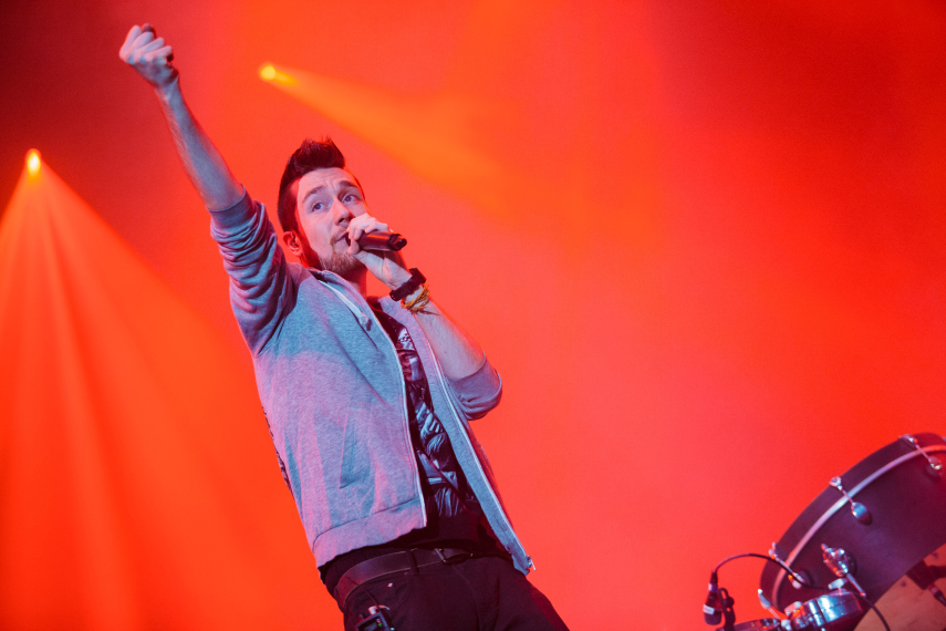 Dan Smith, do Bastille