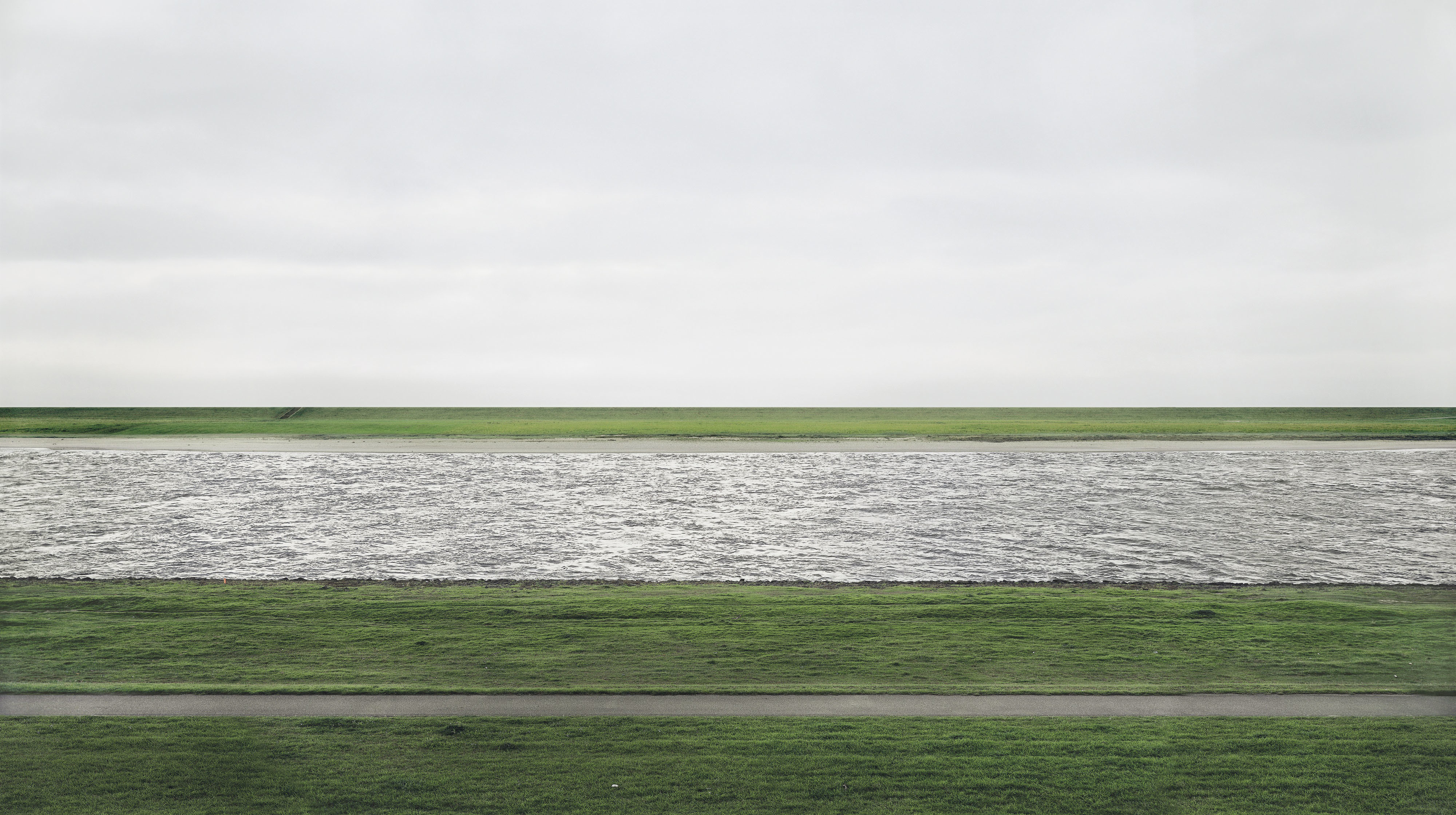 Foto original de Rhein II por Andreas Gursky, 1999