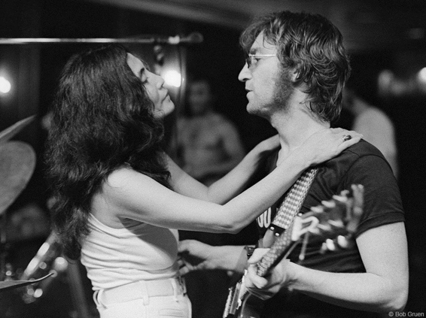 Yoko Ono e John Lennon (1972)