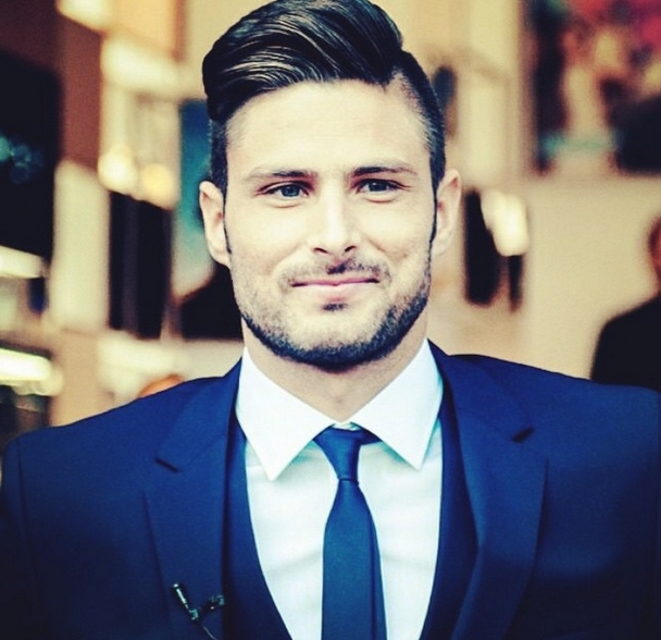 O francês Giroud é outro jogador bastante estiloso e que poderia muito bem participar do SPFW