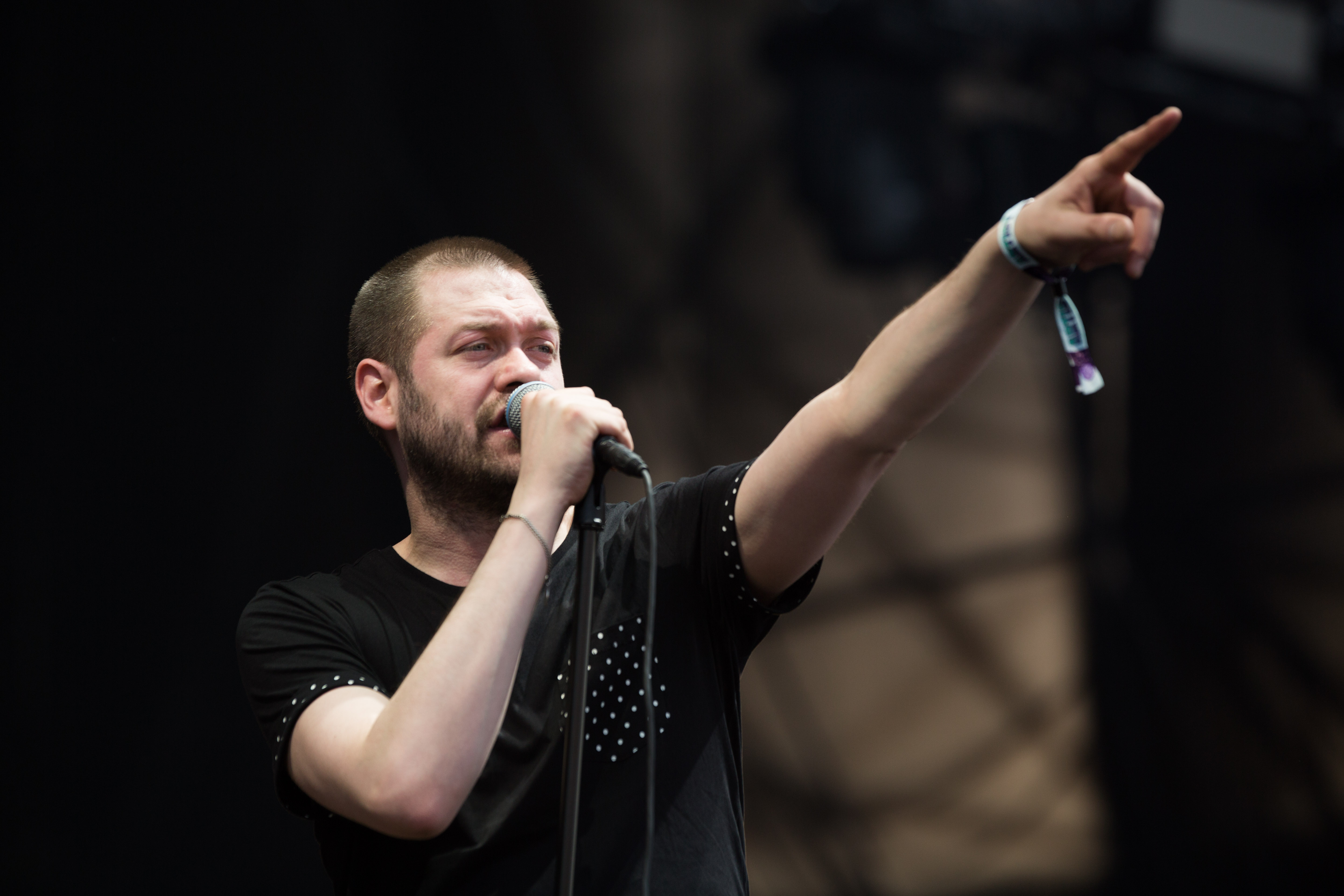 Os caras do Kasabian já disseram que odeiam ser chamados de indie rock. Nada mais indie rock.