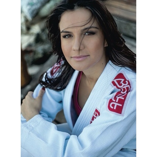 A lutadora teve que enfrentar o machismo em seu esporte e dentro da sua própria família