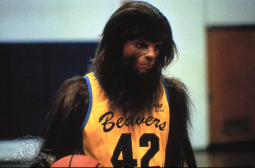 Apesar de ter sido lançado depois, o longa, dirigido por Rod Daniel, também estrelado por Michael J. Fox foi rodado antes de De Volta Para o Futuro. 

