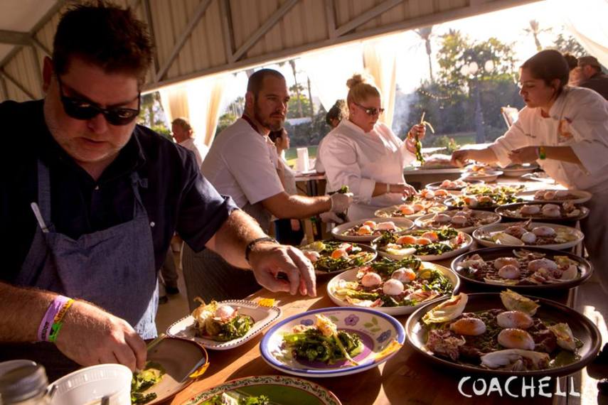 Mas a galera precisa se alimentar também