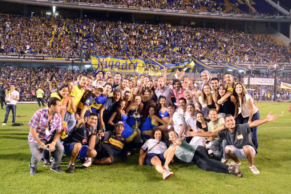 Las Boquitas, as famosas cheerleaders do Boca Juniors
