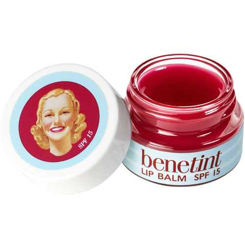 Lip Balm Benetint  com SPF 15 e enriquecido com  Vitamina E, R$ 99, Benefit, www.sephora.com.br