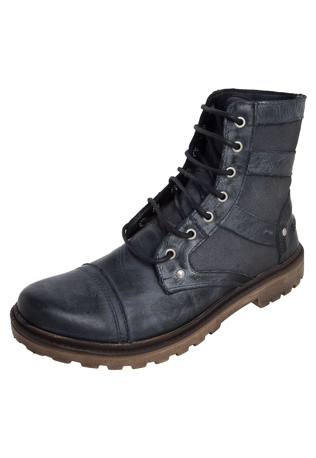 <a href="http://www.dafiti.com.br/Bota-M.-Officer-Cinza-1674593.html" target="_blank"><em>M. Officer</em></a>, R$ 219,90