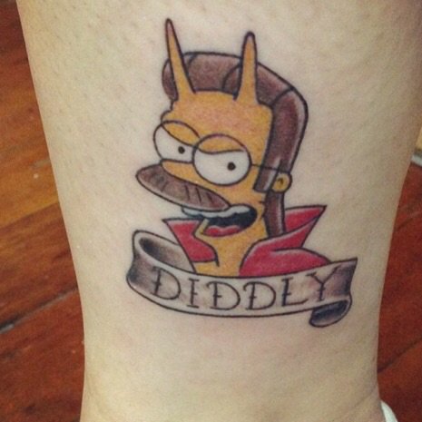 O Instagram thesimpsonstattoo junta quase 300 tatuagens inspiradas no desenho americano