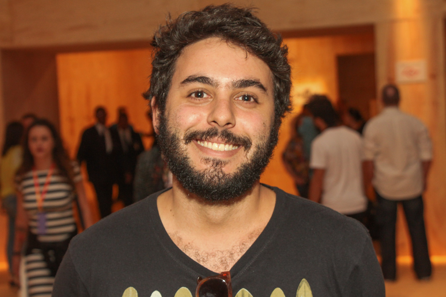 Para o designer Luis Eduardo Rocha ter baba é o ideal para o homem manter um visual bacana. "Eu nem lembro a última vez que fiquei sem barba. Acho que ela faz a diferença", afirma.