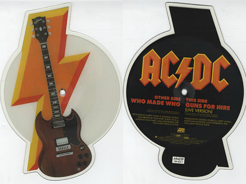 Nada mais AC/DC do que um disco em formato de um raio com uma guitarra junto. Who Made Who, de 1989, tem a música título do disco no lado A e Guns For Hire em versão ao vivo no lado B.