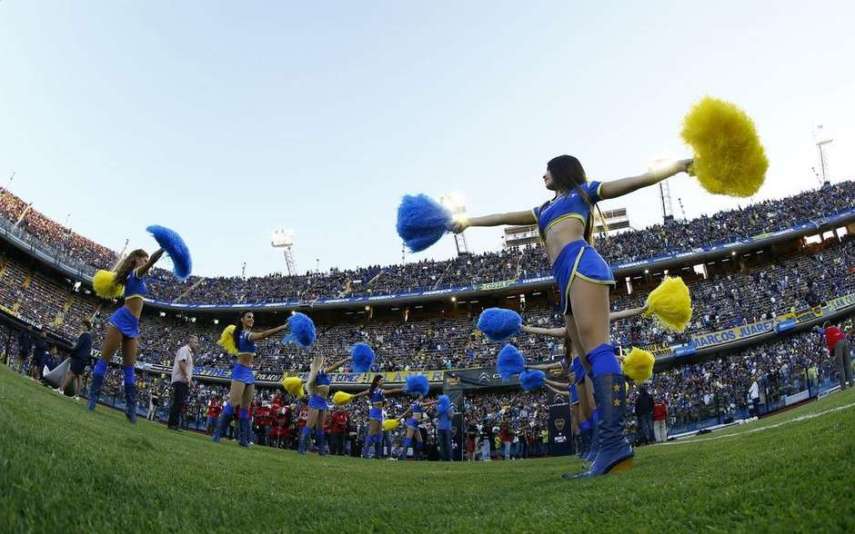 Las Boquitas, as famosas cheerleaders do Boca Juniors
