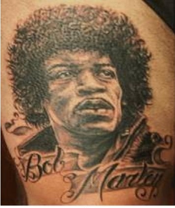 Pera aí! Jimi Hendrix ou Bob Marley? 