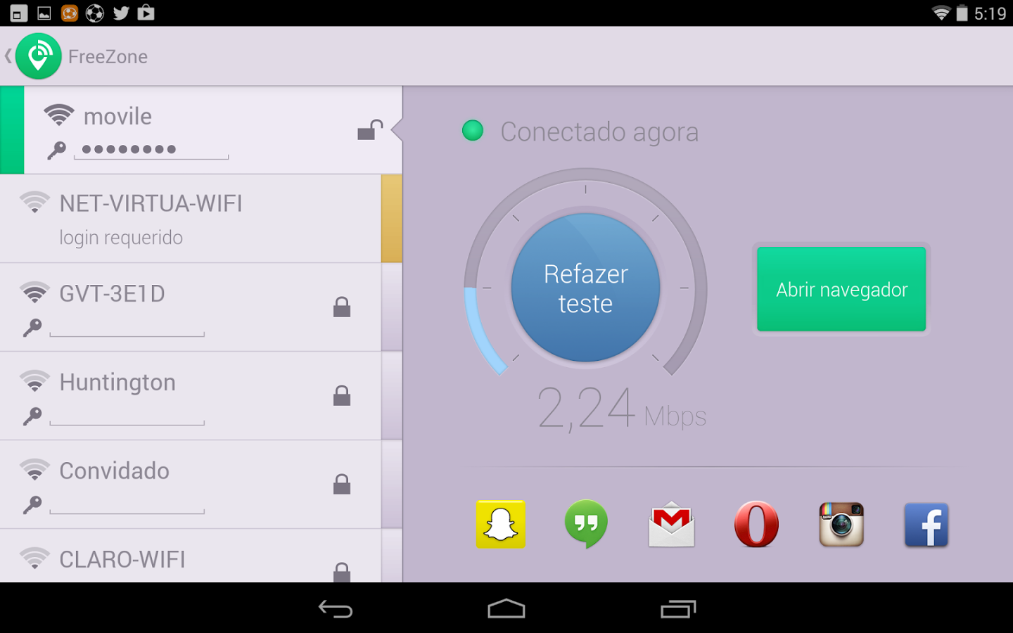 Todo mundo gosta de WiFi grátis, não é? Com esse aplicativo você não vai perder mais nenhuma, e descobrir qual delas realmente funciona. Você também vai receber as senhas de bares e restaurantes e outros lugares públicos, compartilhadas por outros usuários. Só não vai dar ainda pra pegar o WiFi do vizinho.

Preço: Gratuito. Plataforma: Android