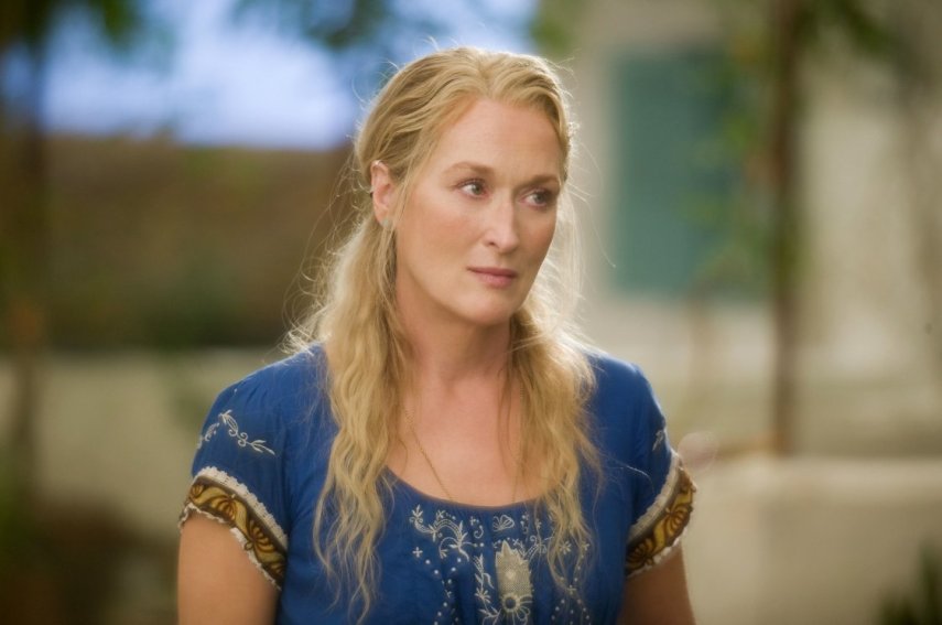 Mamma Mia (2008)
Donna, personagem de Meryl Streep, sobre sua falecida mãe:
“Alguém lá em cima não gosta de mim. Aposto que é minha mãe.”