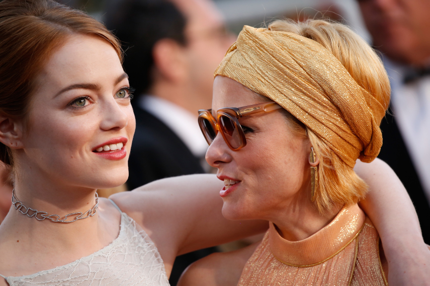 Emma Stone e Parker Posey