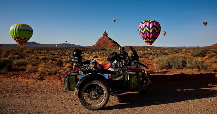 Spirit salvou seu dono da depressão que é perder um filho. Ara salvou Spirit da eutanásia que sofreria dois dias depois de adotá-lo. Ambos viajam de moto juntos há 10 anos <3