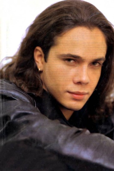 Você pode até não se lembrar de quem é Flávio Silvino, mas certamente se lembra de Matosão, da novela Vamp (e certamente achava ele bem bonitinho).