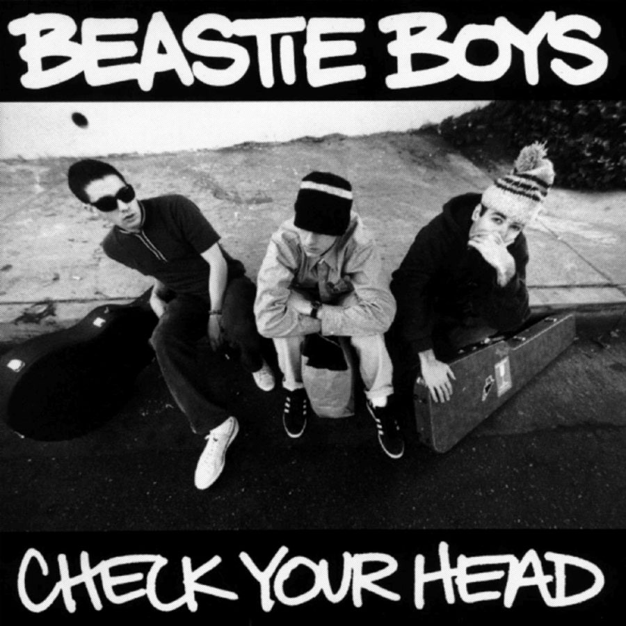 As capas dos discos de MCA, Ad-Rock e Mike D sempre traziam algo inovador, mas simples. Como é o caso de "Check Your Head", em que eles estão somente sentados na calçada. Mais punk, impossível!