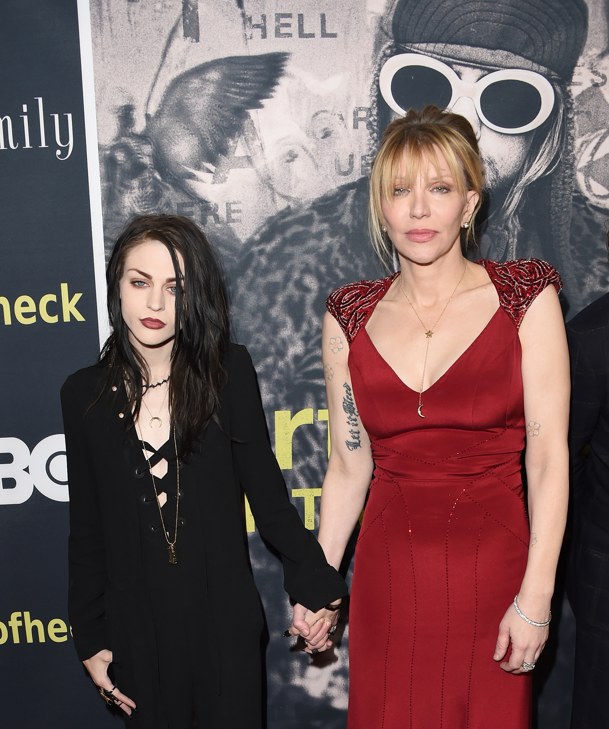 Essa todo mundo sabe: Courtney Love é mãe de Frances Bean Cobain, que também é filha do Kurt Cobain