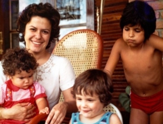 A eterna diva Elis Regina é mãe de Maria Rita e Pedro Mariano, que são músicos, e de João Marcelo Bôscoli, produtor musical