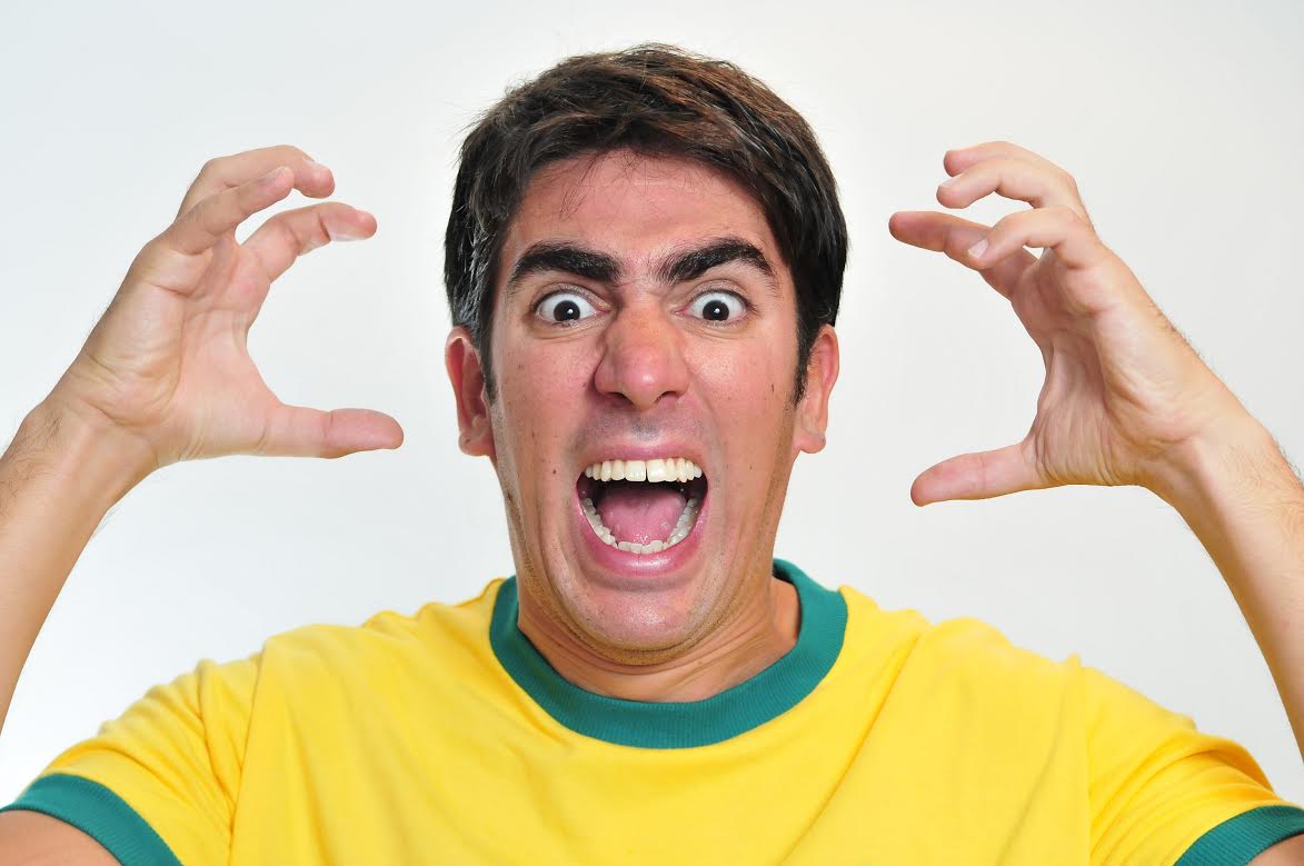 Adnet não é músico, mas tira de letra quando é para compor  sobre um assunto importante como a natureza.

Letra:
"Eu quero plantar uma árvore
Eu vou replatar a floresta
Eu semear a semente
Eu vou replantar os seus dentes"