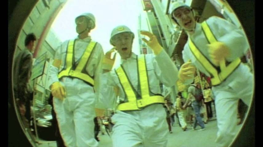 Os Beastie Boys eram reis dos clipes engraçadinhos, cheios de historinhas e caras e bocas. 