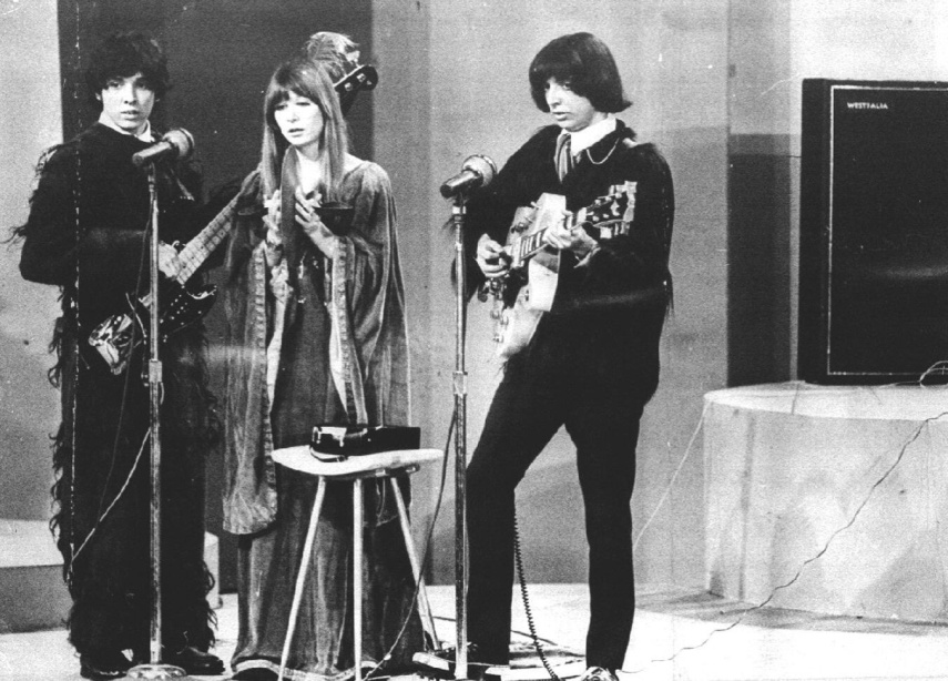 Rita Lee, Arnaldo e Sérgio Dias sempre foram muito influenciados pela natureza e prestam suas homenagens a ela.

Letra:
