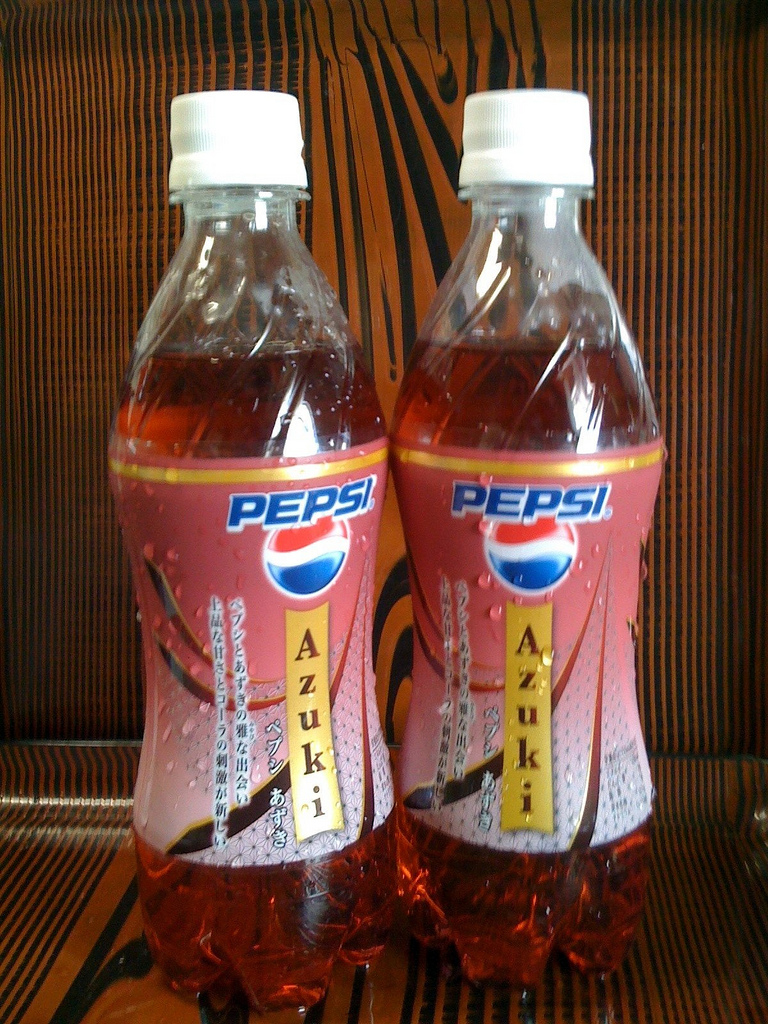 Azuki é um tipo de feijão que os japoneses usam para fazer doces. Adivinha o quê? Fizeram um refrigerante com esse sabor
