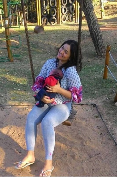Hoje, ela tá tipo assim. Atriz, ela deu à luz seu primeiro filho, o pequeno Benjamin, este ano. Ela é casada com o ex-tenista Flávio Saretta