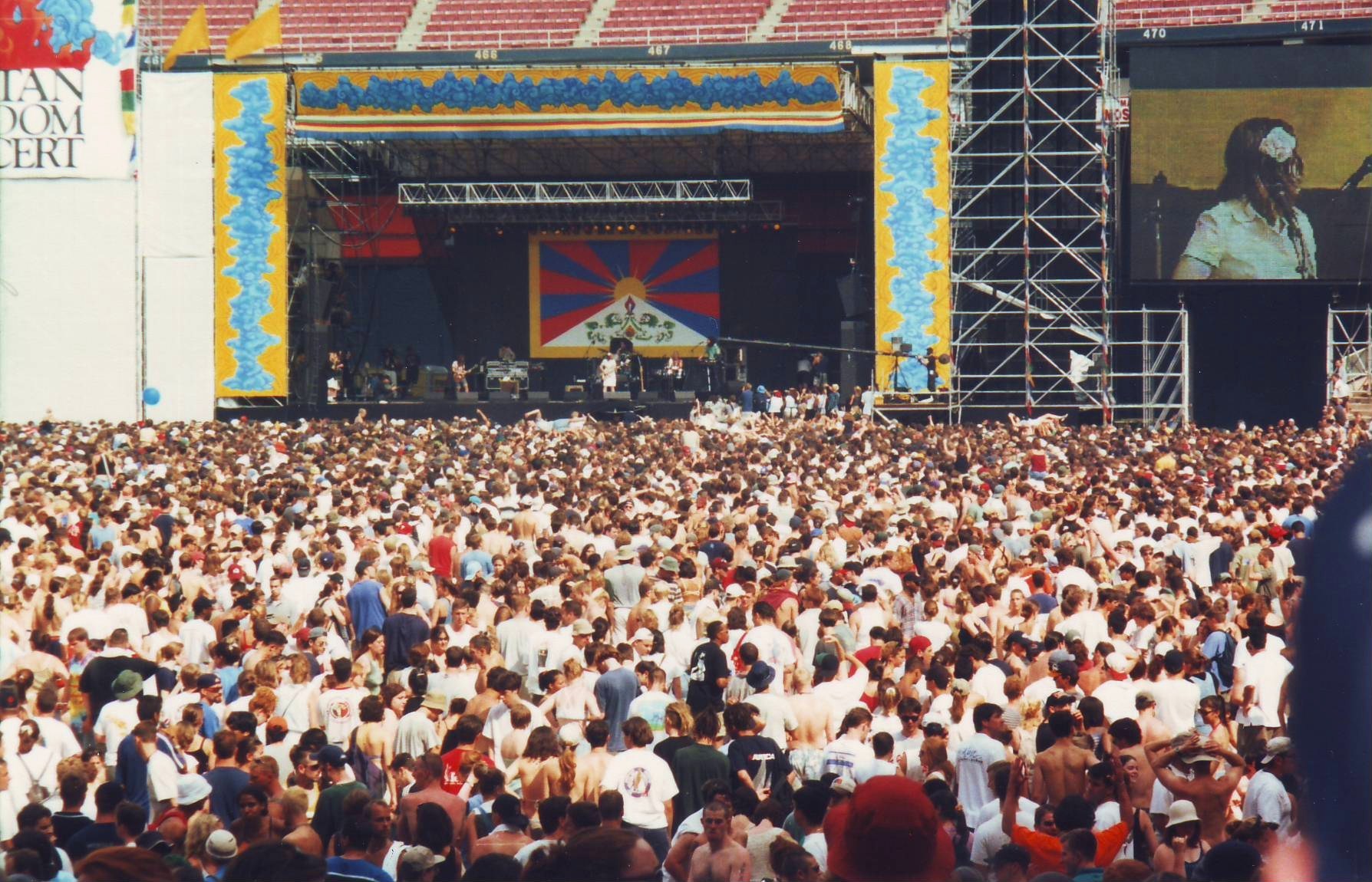 Adam Yauch foi um dos cabeças do "Tibetan Freedom Concert", festival que luta pela independência do povo tibetano. U2, R.E.M., Radiohead, Björk, e muitos outros são adeptos ao festival