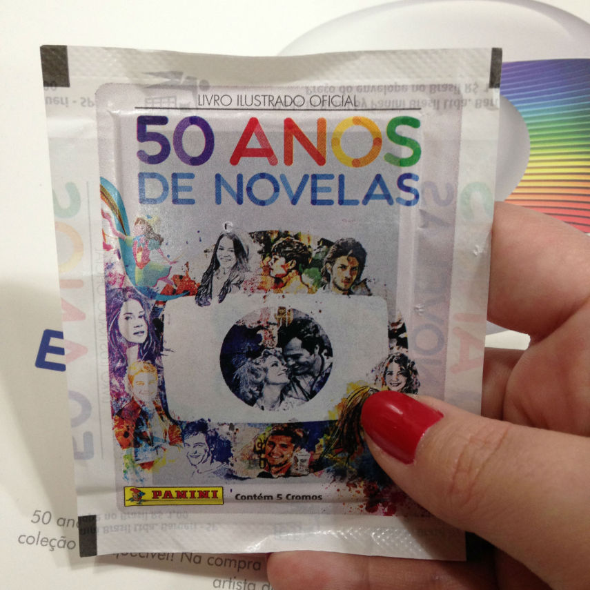 Um envelope traz cinco cromos - tá valendo muito a pena, gente!