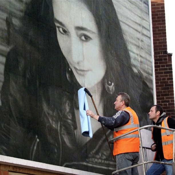 E aquele dia lá que a Sonia Abrão virou um outdoor? Maravilhosa!