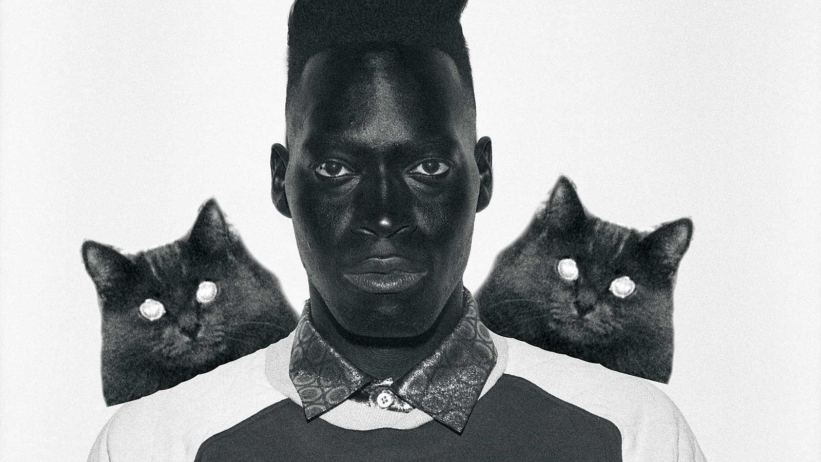 Rapper americano que faz parte do termo "queer hip hop", em que os MCs cantam sobre homossexualidade, entre tantos outros temas
