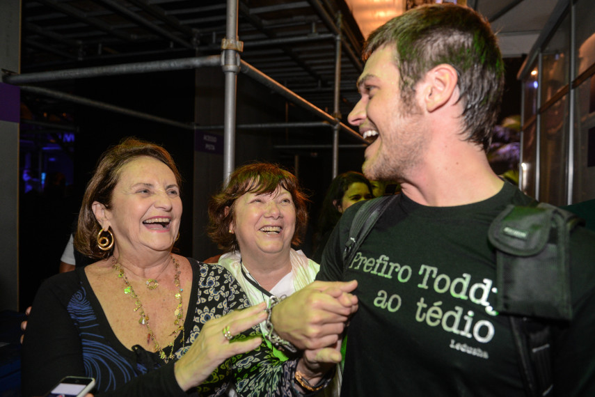 Lucinha Araújo, Maria Juçá e Emilio Dantas. Circo Voador volta com sua lona original à Praia do Arpoador no projeto Exagerado 30 anos.
