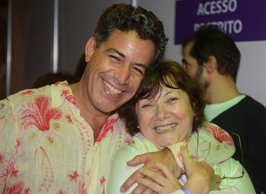  Luiz Calainho e Maria Juçá. Circo Voador volta com sua lona original à Praia do Arpoador no projeto Exagerado 30 anos.
