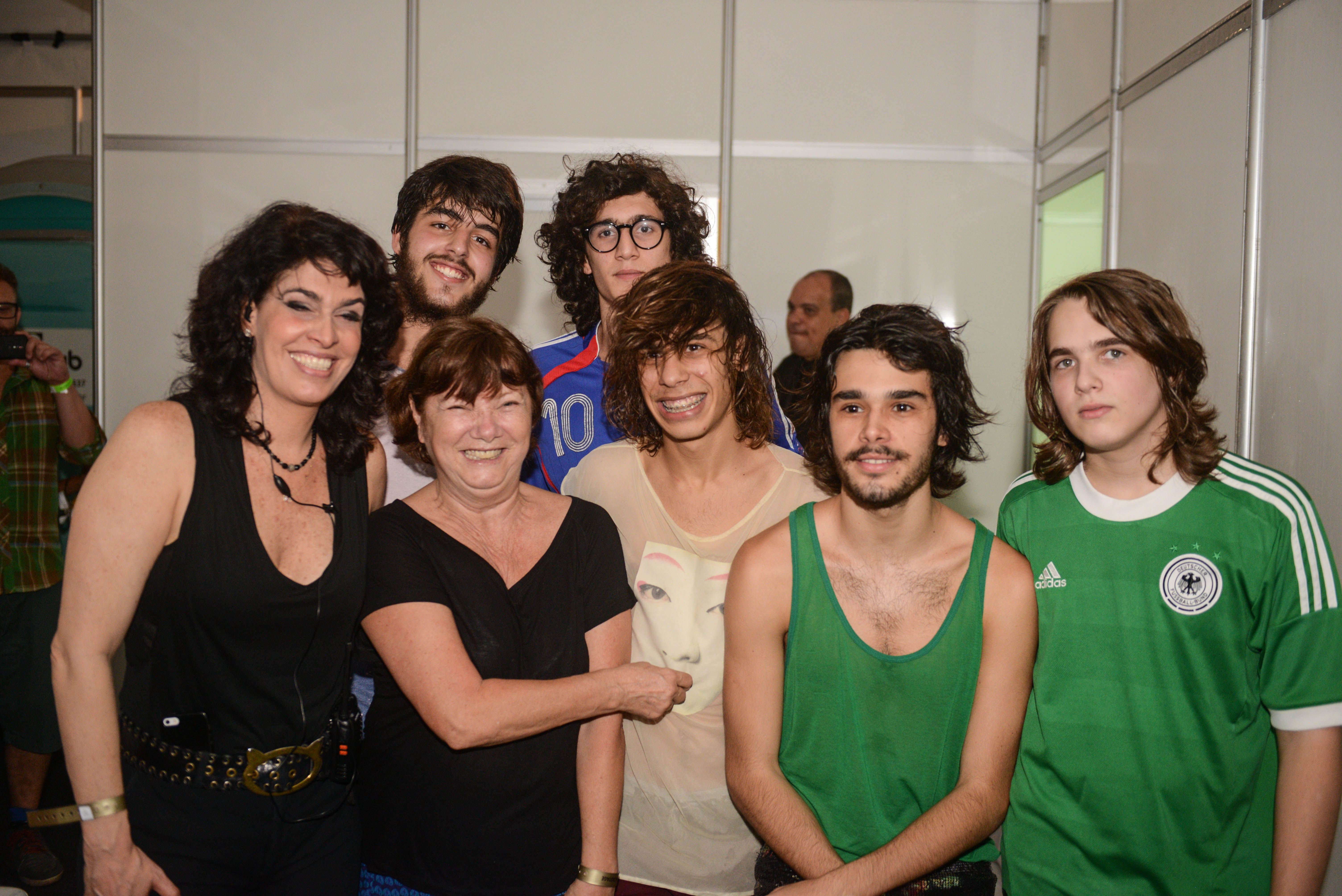 Banda Dônica, Paula Lavigne e Maria Juçá na segunda noite do projeto Circo Voador - Exagerado 30 anos, no Arpoador.