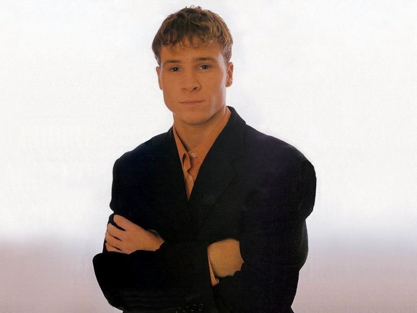 Brian, que é primo de Kevin, cantava desde moleque em igrejas. Quando morava em Lexington, em Kentucky, ele ia até a Igreja Port Memorial Baptist, congregação da qual sua família fazia parte, para mostrar sua vocação vocal. Um anjo.