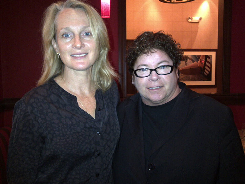 Na foto, Piper Kermann, autora do livro que deu origem a série, e Cleary Wolter, que inpirou Alex Vause