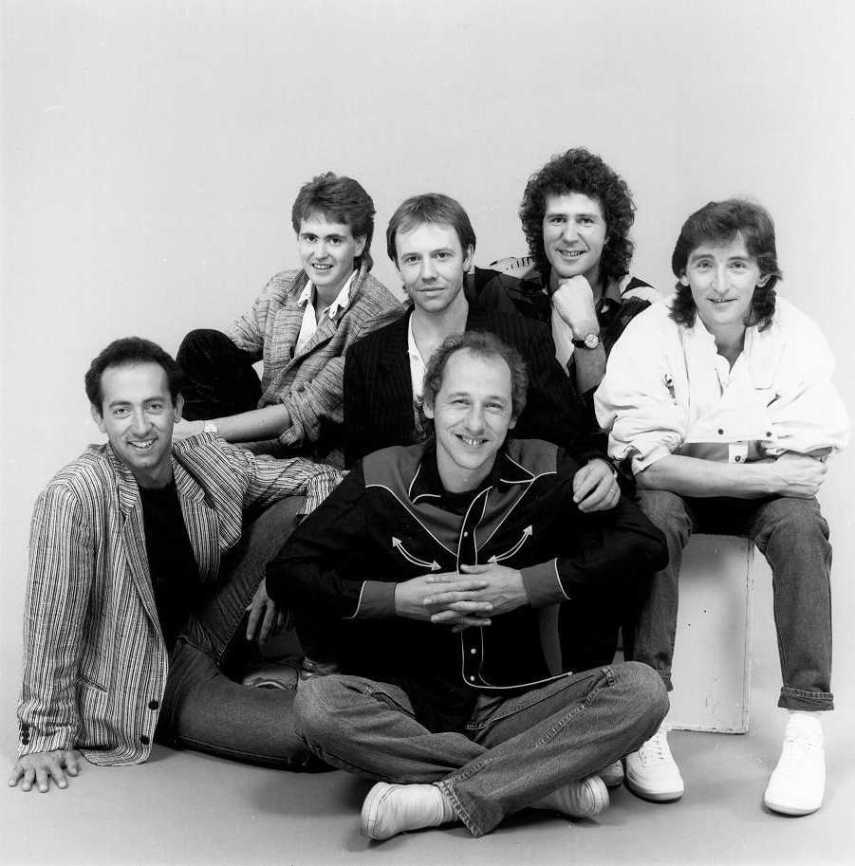 O Dire Straits entrou nas paradas com Money For Nothing