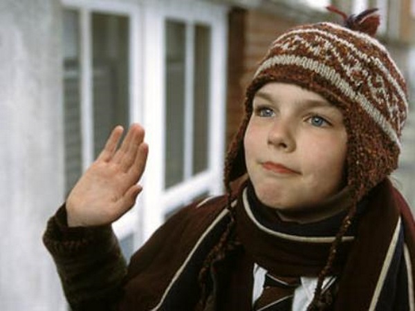 Nicholas Hoult despontou para o mundo em Um Grande Garoto, em 2002, aos 12 anos, quase 13