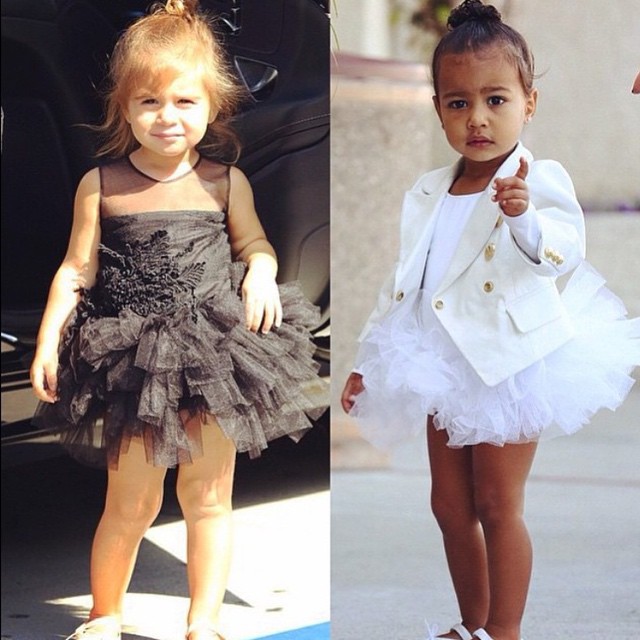 Não basta elas serem super fofas, elas TÊM QUE combinar o outfit da aula de ballet. Elas se completam, gente!