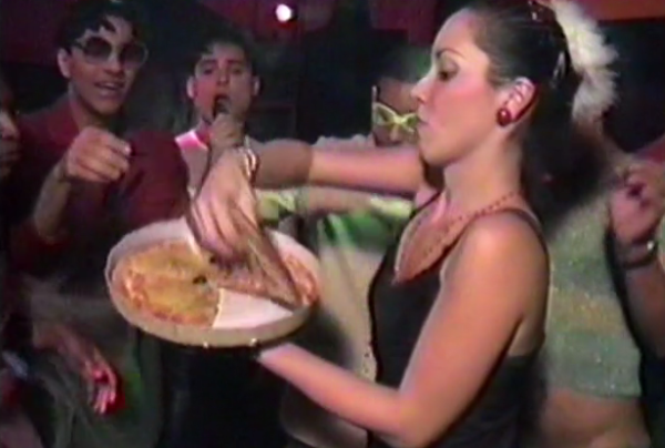 O curta de ficção foi rodado na casa e exibido em diversos festivais de cinema da época, incluindo o Mix Brasil