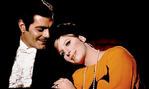 Ao lado de Barbra Streisand, o ator estrelou Funny Girl, Garota Genial (1968). O musical foi um grande sucesso da época, reforçando o carisma do galã